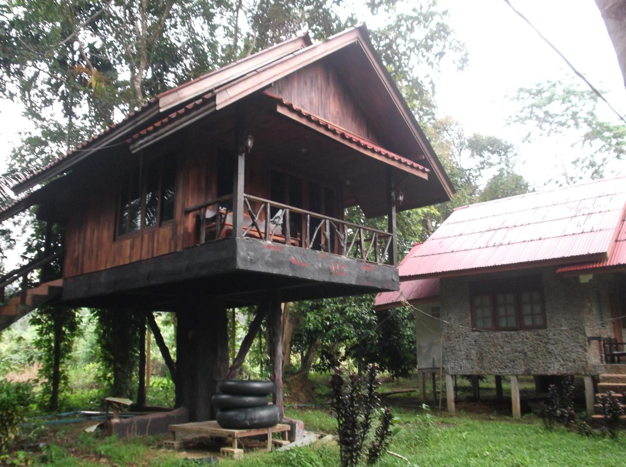 Hotel Bamboo House Khao Sok National Park Exterior foto